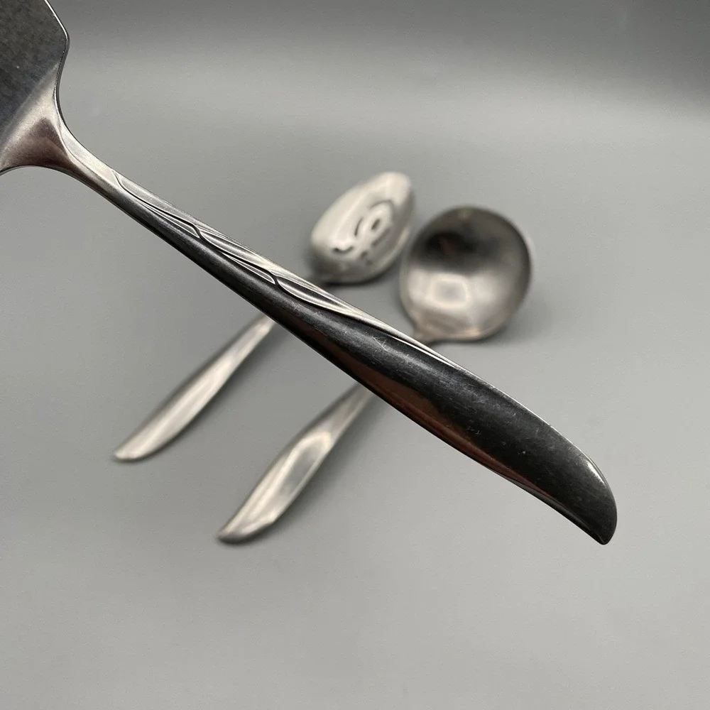 Oneida duchess stainless